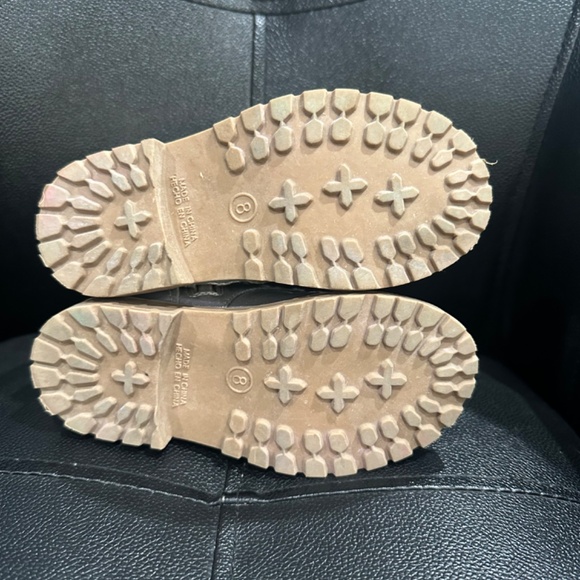 Shiny Faux-Leather Side-Zip Combat Boots for Toddler Girls - Picture 4 of 4